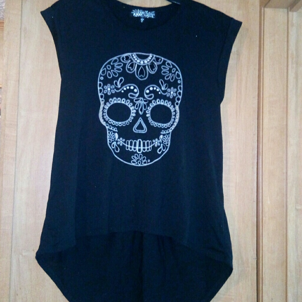 Skull top